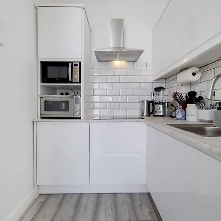 Immaculately Presented 1 Bed Apartment London Exterior photo